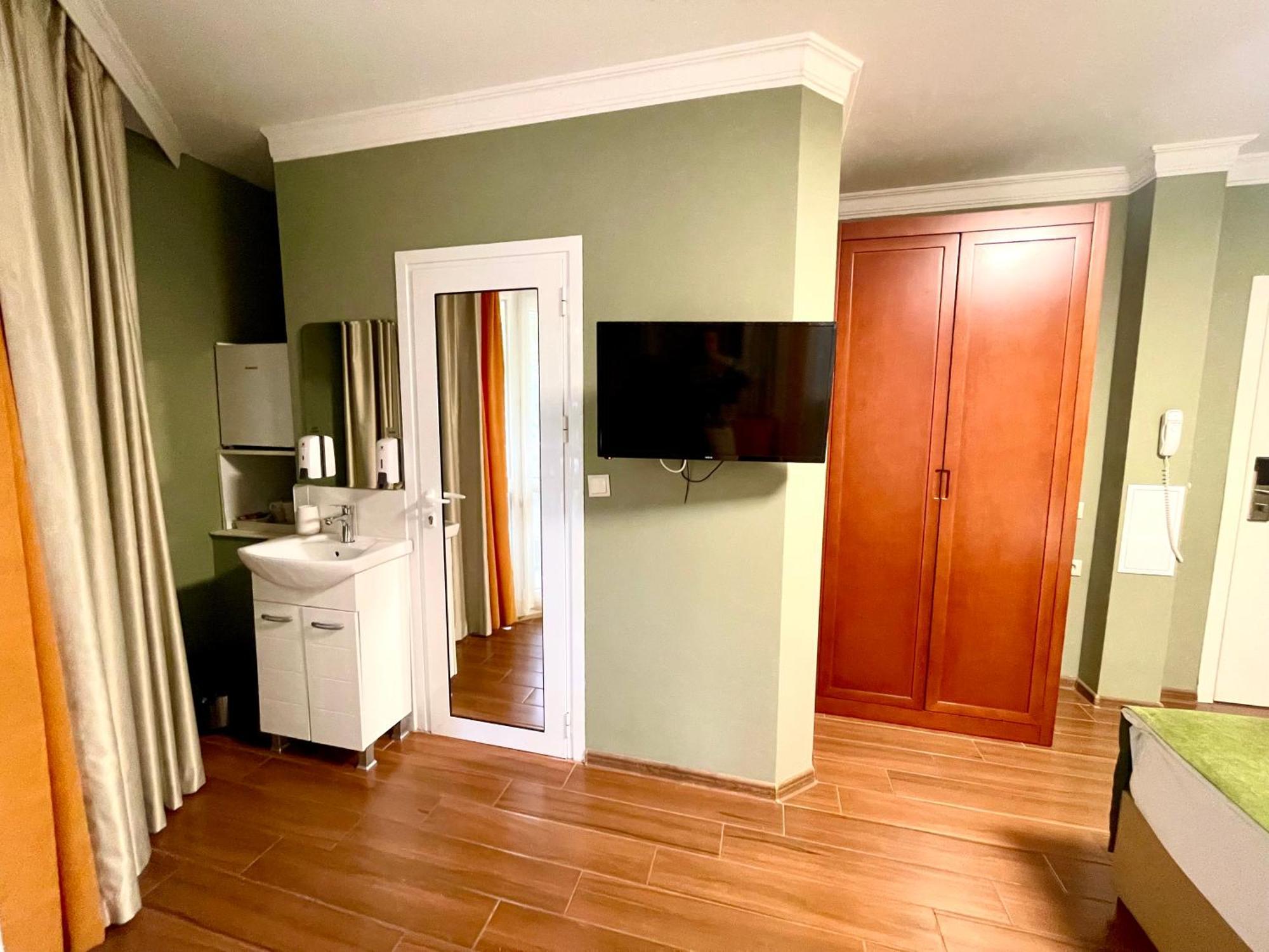 Art Green Boutique Hotel Várna Kültér fotó